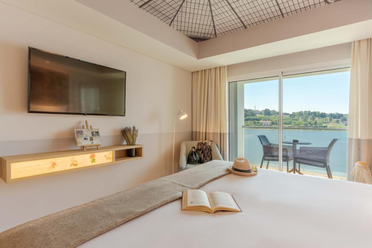 Pestana Douro Riverside - Preferred Hotels & Resorts, Lifestyle Valbom  Kültér fotó A room at the hotel