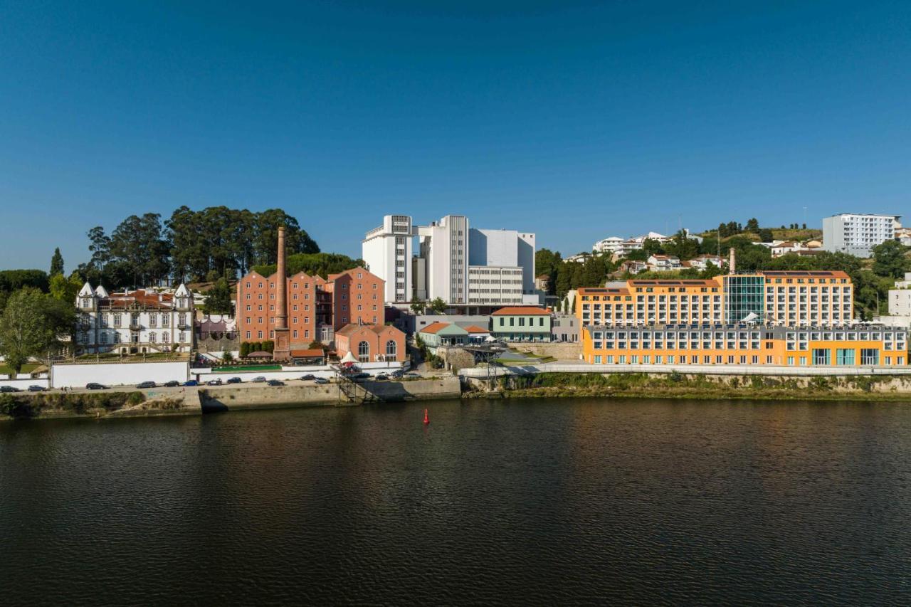 Pestana Douro Riverside - Preferred Hotels & Resorts, Lifestyle Valbom  Kültér fotó The campus of the University of Vigo, in Pontevedra.