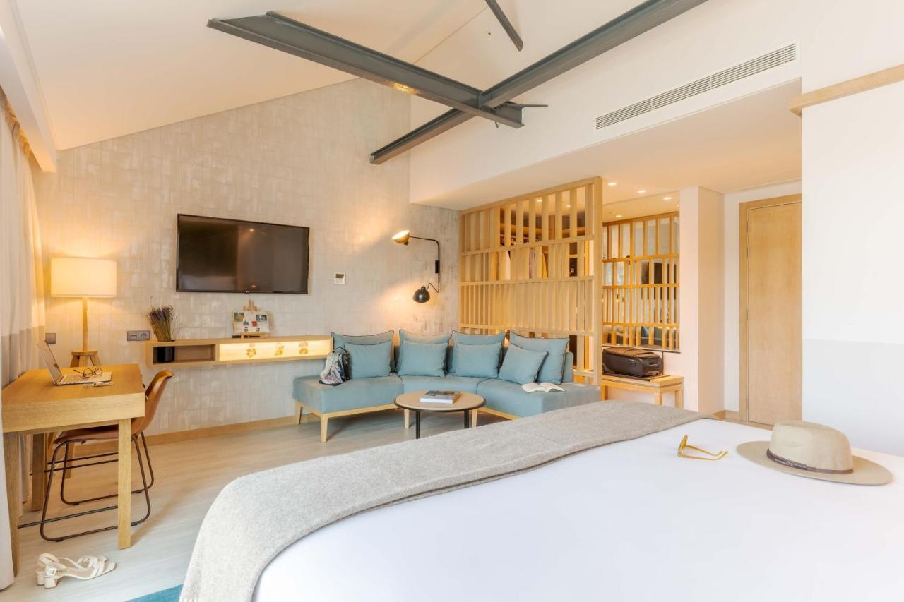 Pestana Douro Riverside - Preferred Hotels & Resorts, Lifestyle Valbom  Kültér fotó Suite at the hotel